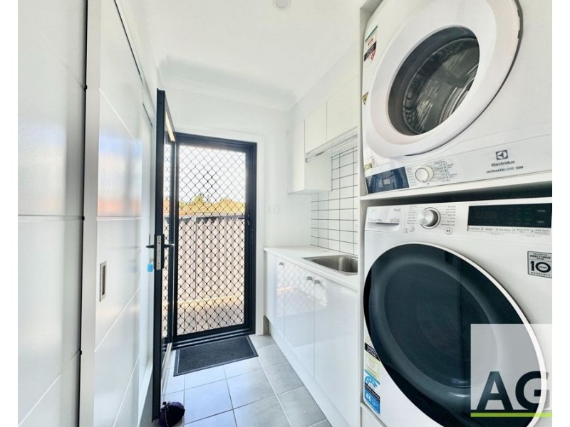 6 Lillypilly Court, Black Head NSW 2430