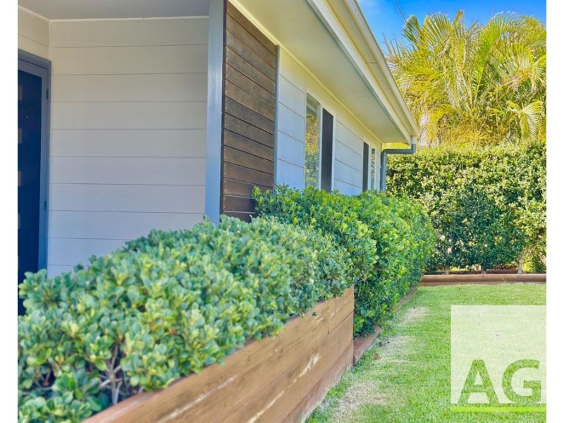 22 Seaview Street, Diamond Beach NSW 2430
