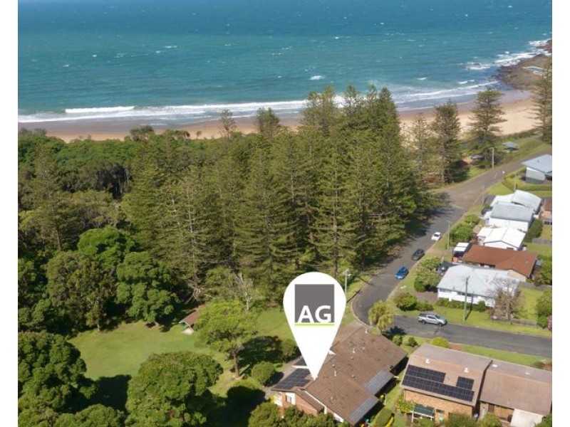 3/1 Surfview Avenue, Black Head NSW 2430