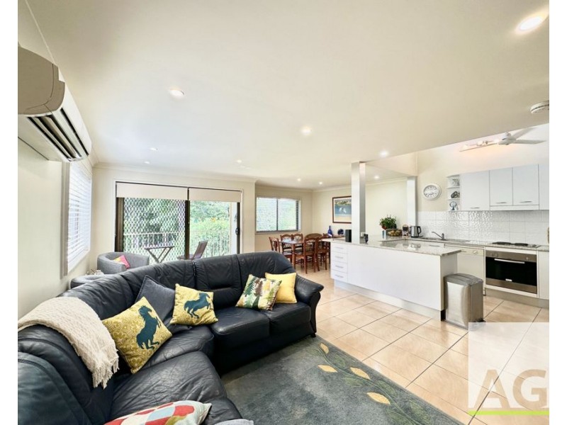 3/1 Surfview Avenue, Black Head NSW 2430