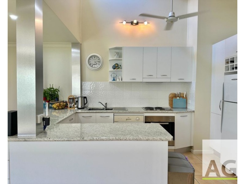 3/1 Surfview Avenue, Black Head NSW 2430