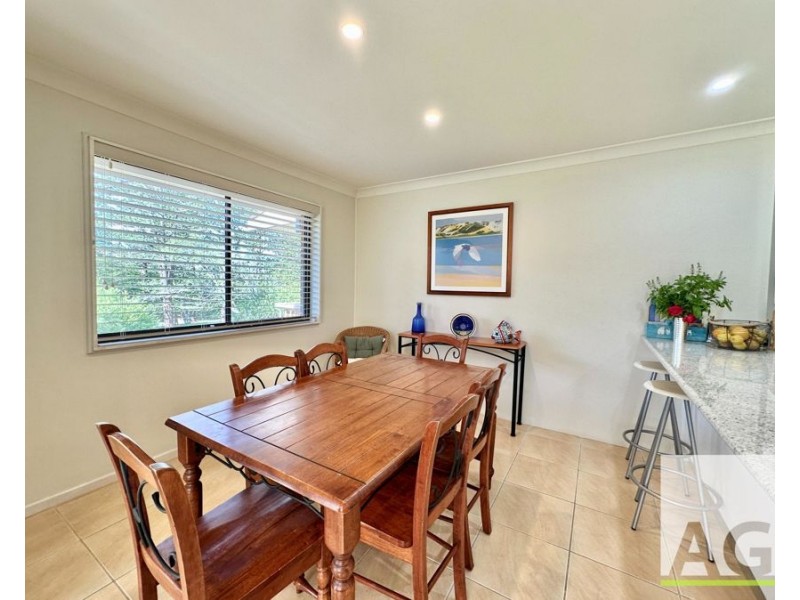 3/1 Surfview Avenue, Black Head NSW 2430