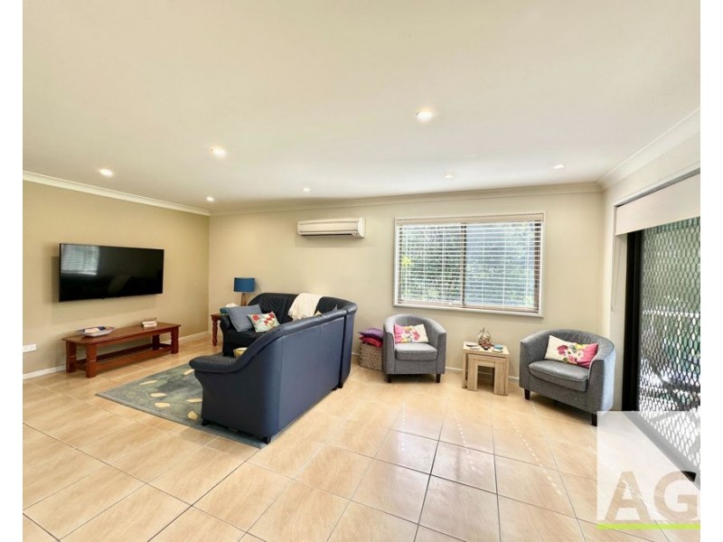 3/1 Surfview Avenue, Black Head NSW 2430
