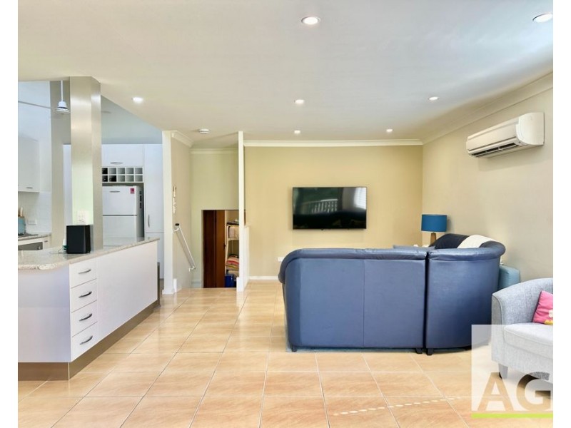 3/1 Surfview Avenue, Black Head NSW 2430