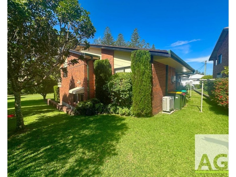 3/1 Surfview Avenue, Black Head NSW 2430