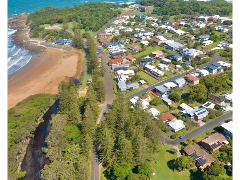 3/1 Surfview Avenue, Black Head NSW 2430