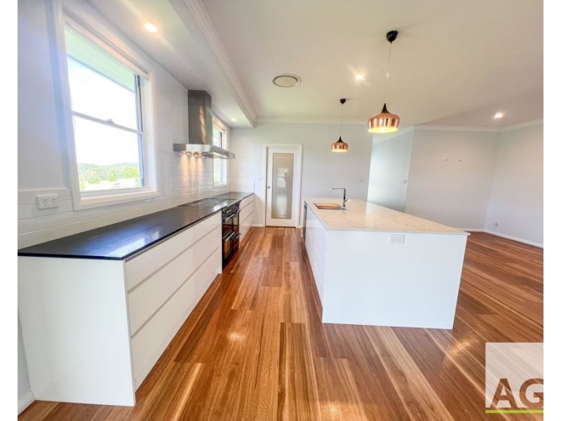 25 Headland Drive, Hallidays Point NSW 2430