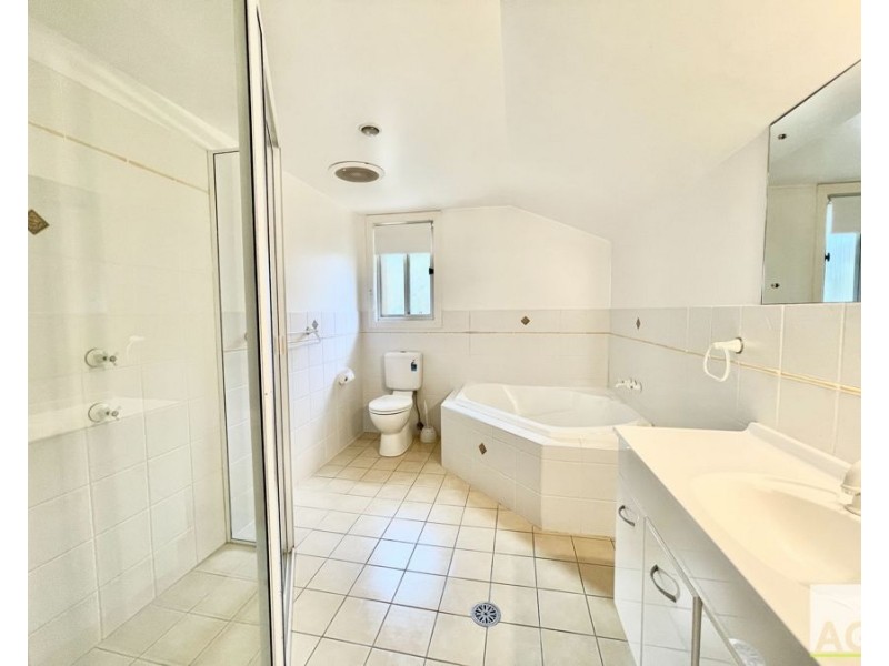 24/17 The Boulevard, Tallwoods Village NSW 2430