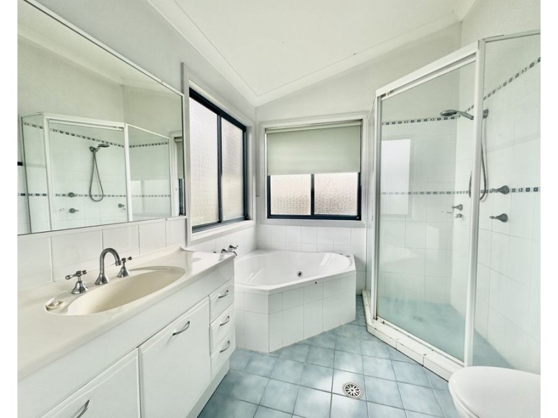 2 The Knoll, Tallwoods Village NSW 2430