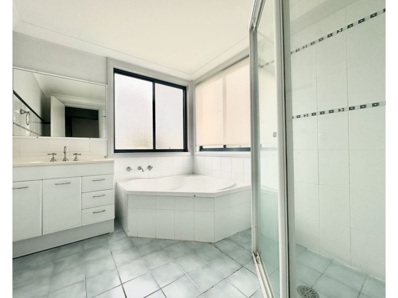 2 The Knoll, Tallwoods Village NSW 2430