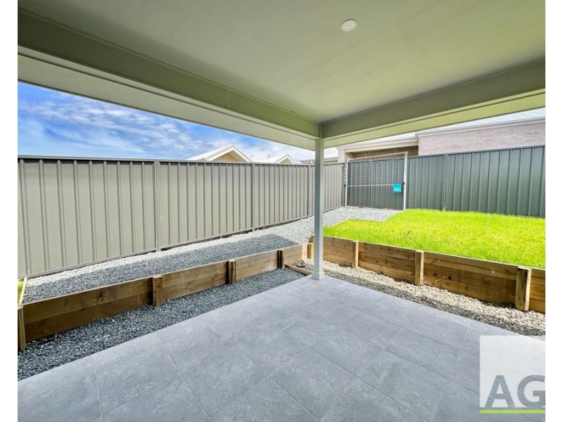 2/35 Golden Drive, Diamond Beach NSW 2430