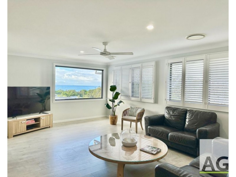 5 Twilight Close, Red Head NSW 2430