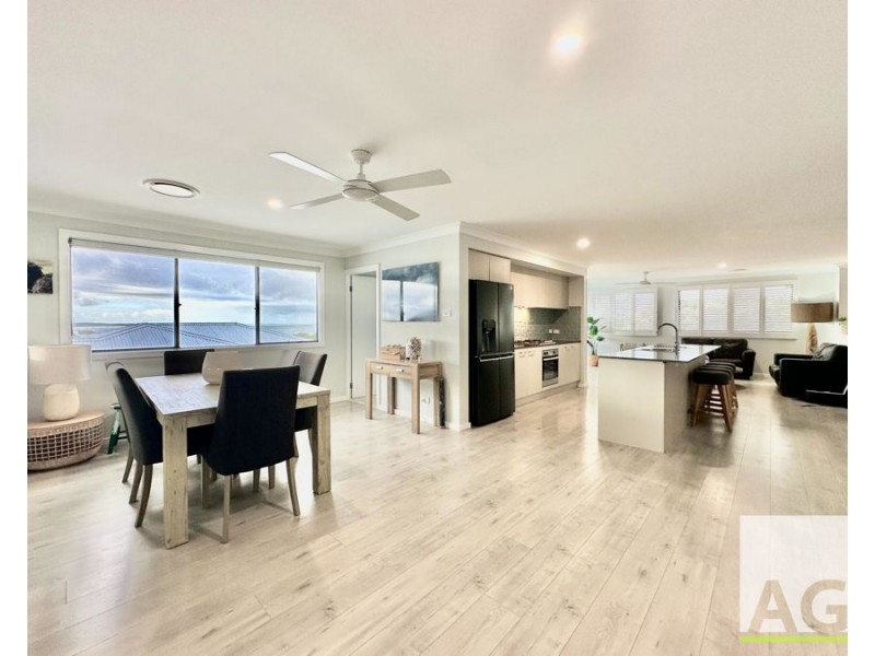 5 Twilight Close, Red Head NSW 2430