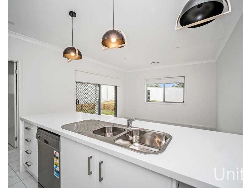 1&2/16 Shores Crescent, Diamond Beach NSW 2430