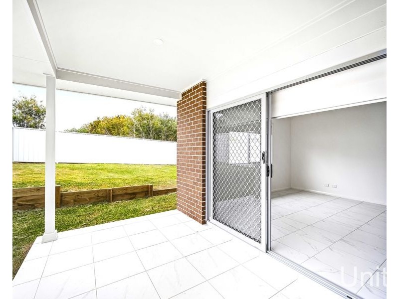 1&2/16 Shores Crescent, Diamond Beach NSW 2430