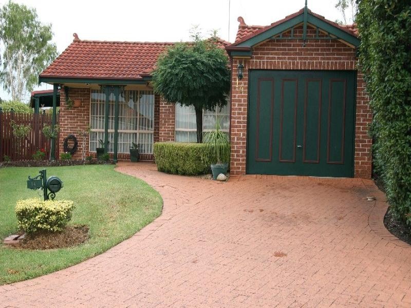 14 Jillak Close, Glenmore Park NSW 2745