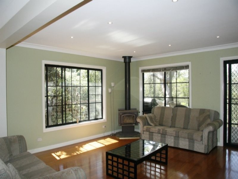 48 Davies Avenue, Springwood NSW 2777