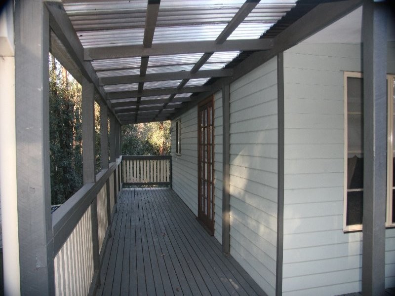 6 Currawong Avenue, Valley Heights NSW 2777