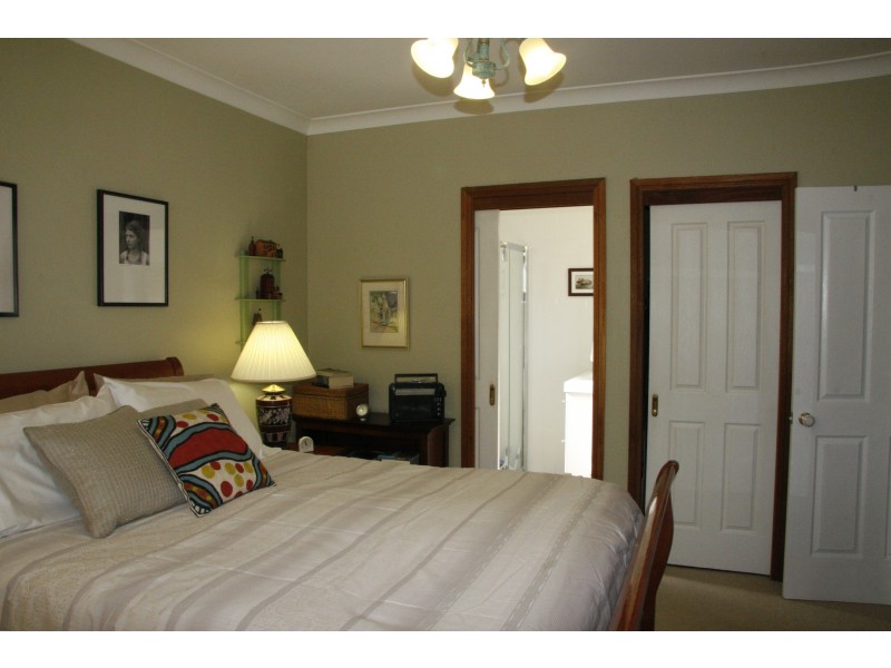 46 Bee Farm Road, Springwood NSW 2777