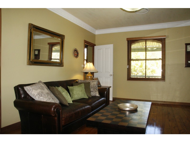 46 Bee Farm Road, Springwood NSW 2777