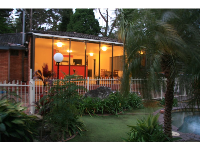 11 Perry Avenue, Springwood NSW 2777