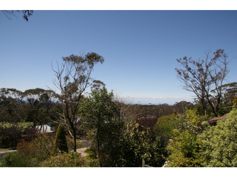 14 Panorama Crescent, Wentworth Falls NSW 2782