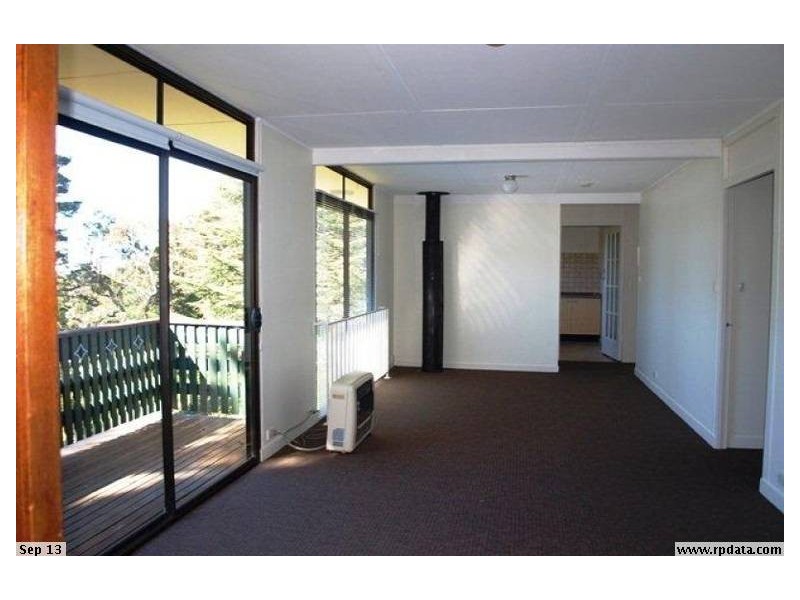 28 Hume Avenue, Wentworth Falls NSW 2782