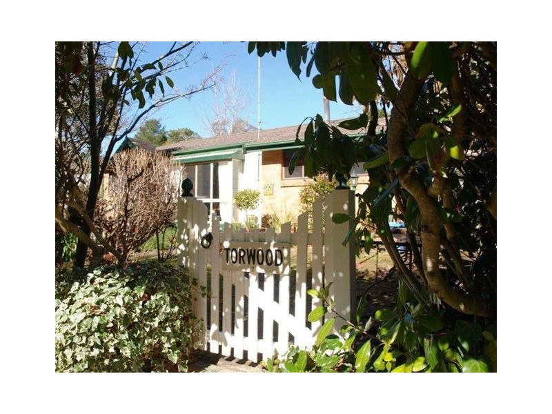 60 Backhouse Street, Wentworth Falls NSW 2782