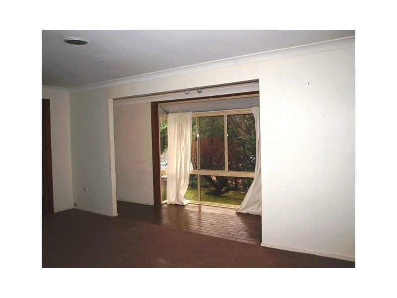 60 Backhouse Street, Wentworth Falls NSW 2782