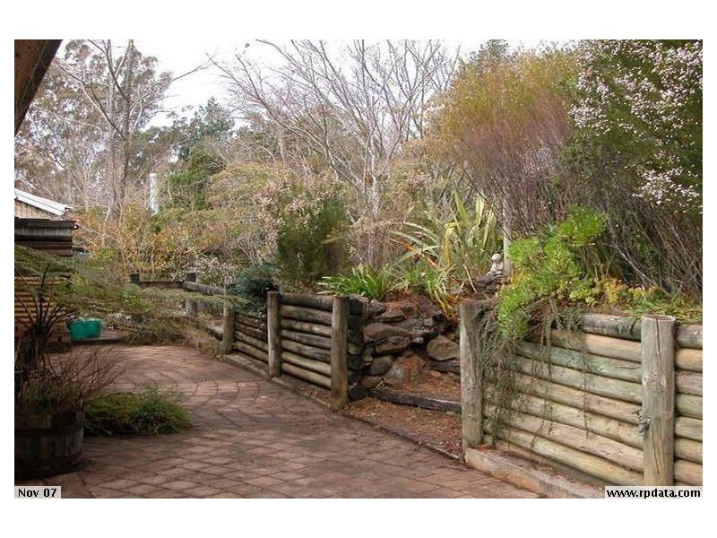 60 Backhouse Street, Wentworth Falls NSW 2782