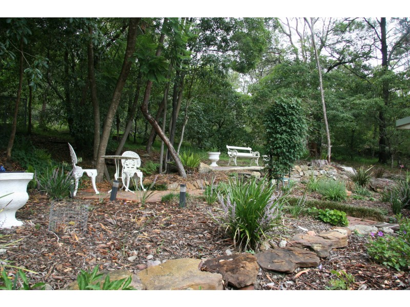 8 Tamara Road, Faulconbridge NSW 2776