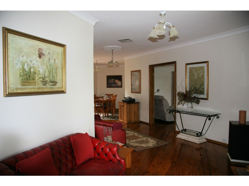 8 Tamara Road, Faulconbridge NSW 2776