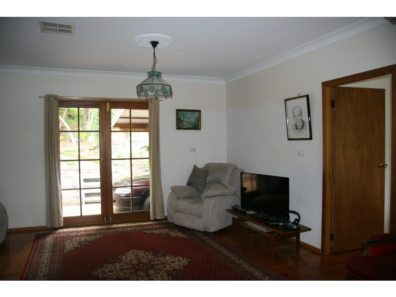 8 Tamara Road, Faulconbridge NSW 2776