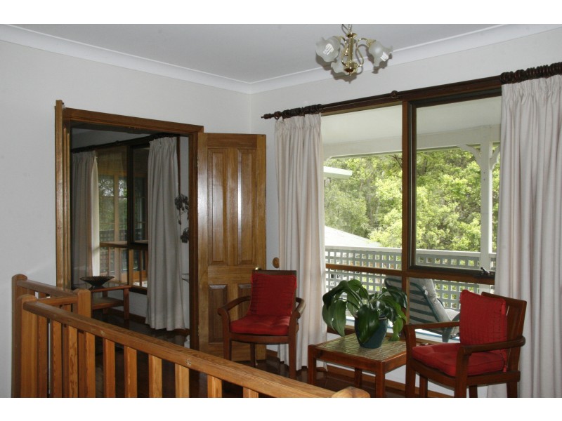 8 Tamara Road, Faulconbridge NSW 2776