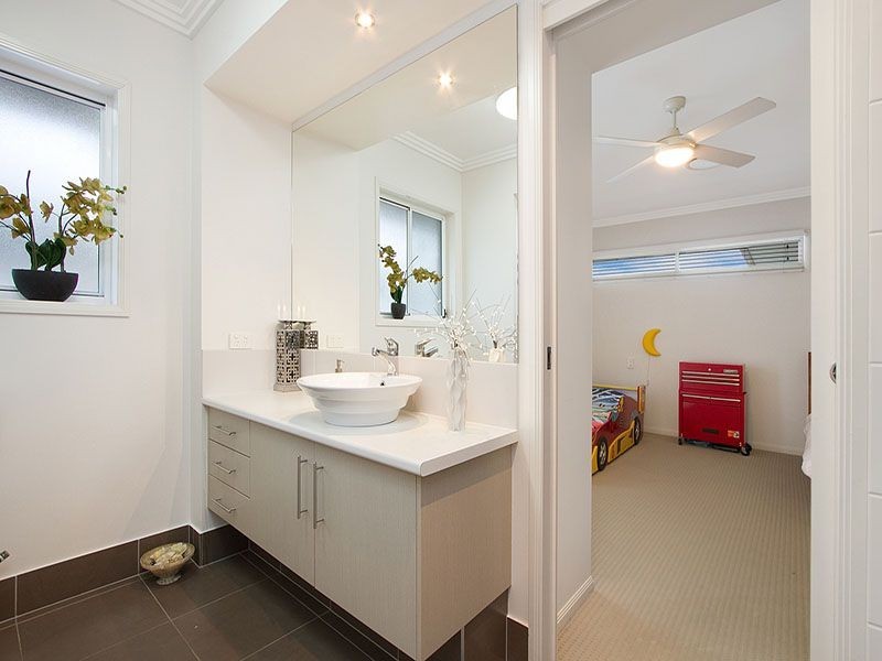 8 Kultarr Street, North Lakes QLD 4509