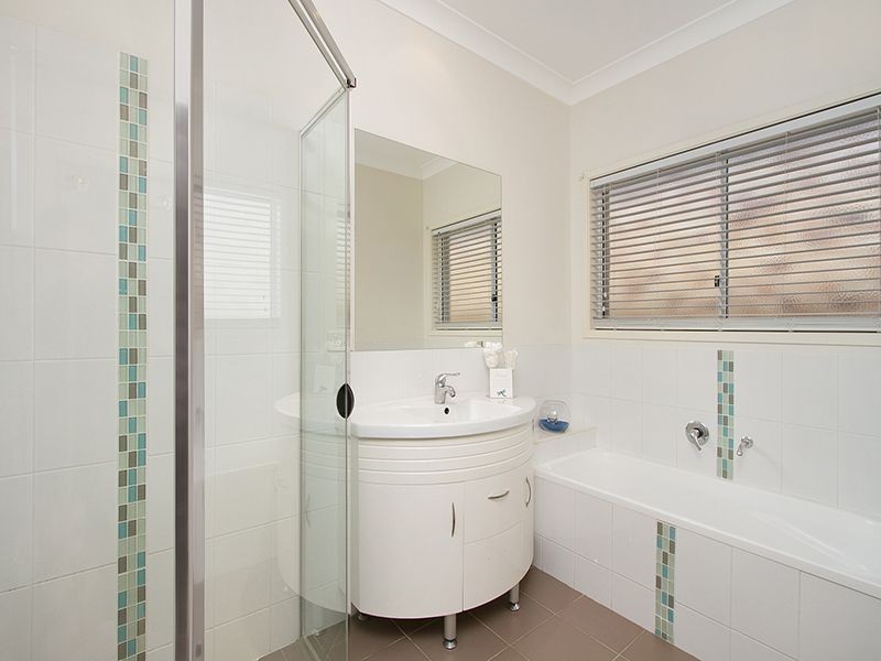 20 Foambark Street, North Lakes QLD 4509