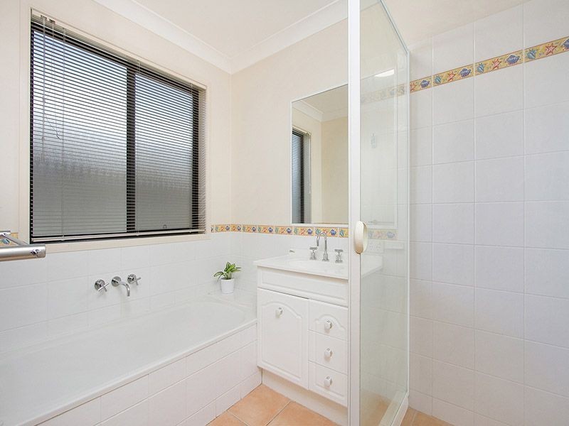 11 Davenport Parade, North Lakes QLD 4509