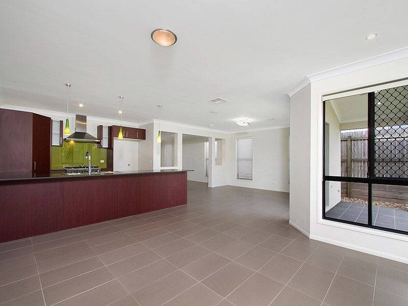 18 Bonnet Parade, Mango Hill QLD 4509