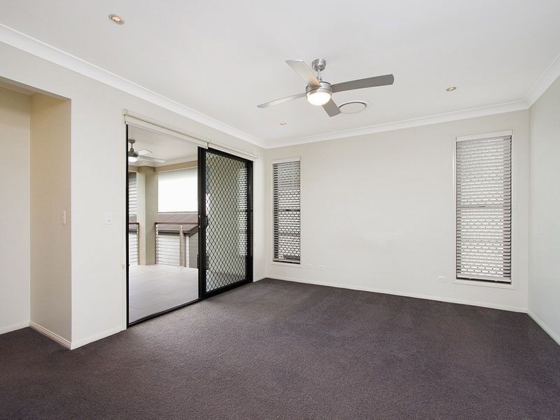 18 Bonnet Parade, Mango Hill QLD 4509