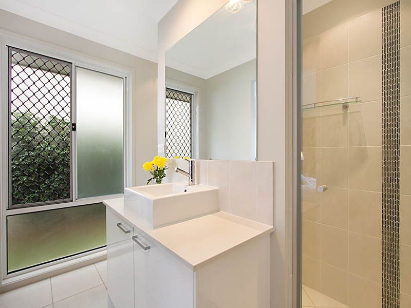 38 Livingstone Court, North Lakes QLD 4509