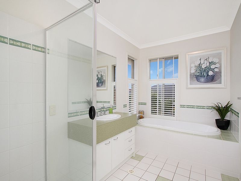 10 Albatross Close, North Lakes QLD 4509