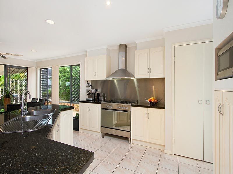 4 Abbot Street, North Lakes QLD 4509