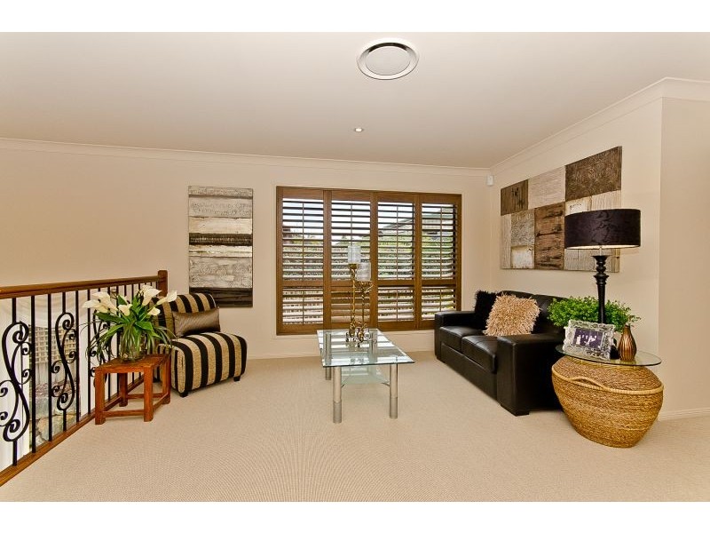 15 Kingshand Drive, Murrumba Downs QLD 4503