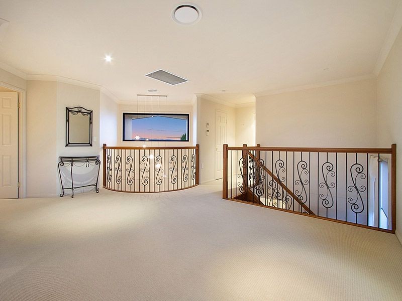 15 Kingshand Drive, Murrumba Downs QLD 4503