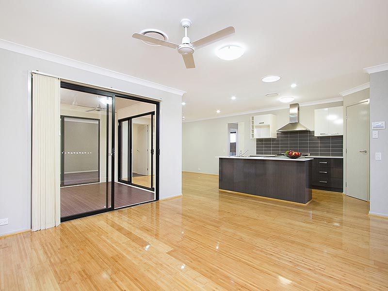 4 Ganton Street, North Lakes QLD 4509