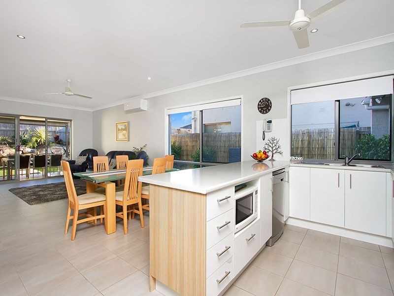11 Lytham Circuit, North Lakes QLD 4509