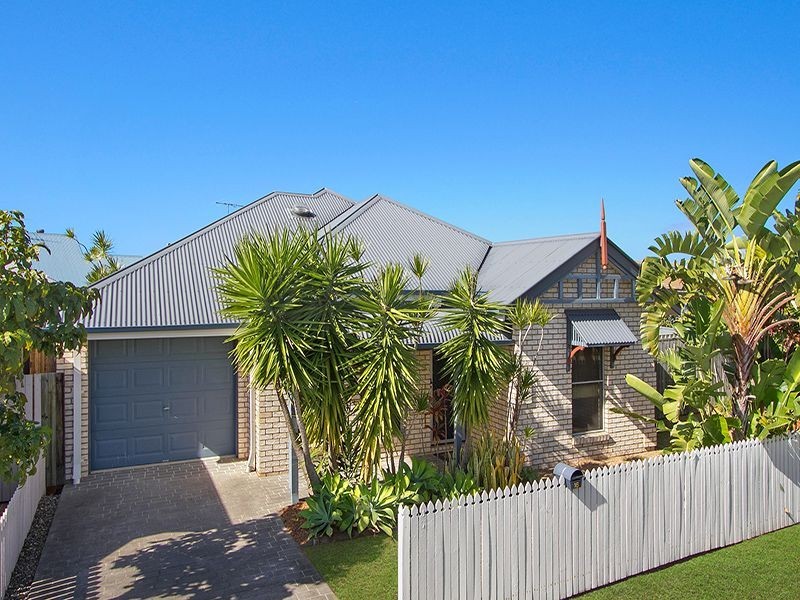 16 Foambark Street, North Lakes QLD 4509