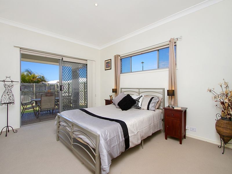 16 Foambark Street, North Lakes QLD 4509