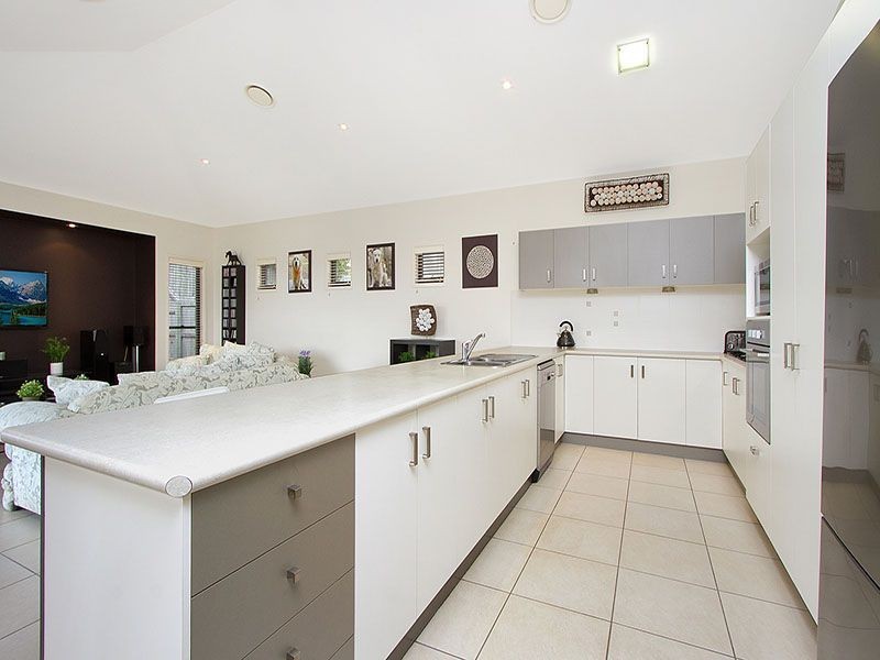 57 Kurrajong Circuit, North Lakes QLD 4509