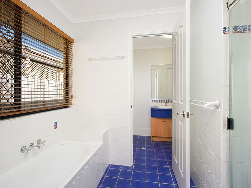 18 Davenport Parade, North Lakes QLD 4509
